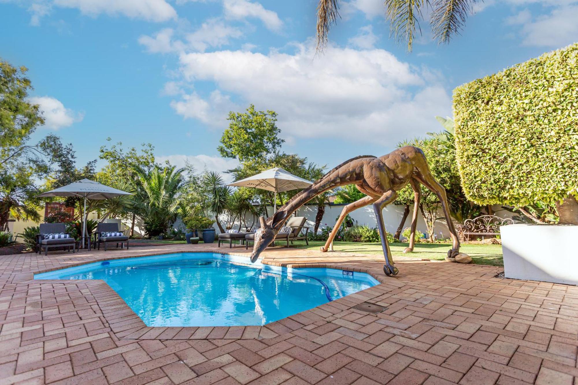 Pictures Guest House Boutique Hotel Oudtshoorn Buitenkant foto
